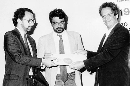 Festa do Prêmio Colunistas Promoção 1987: Denison, com José Guilherme Vereza e José Roberto Whitaker Penteado.