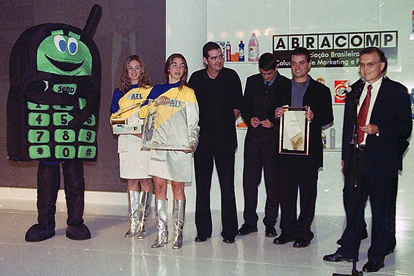 Hugo Eisenstadter, da ATL,  na festa do Prêmio Colunistas Rio 2000.