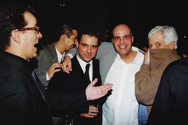 André Pedroso, Cahique Equi, Marcelo Gorodicht e Juan Vicente  na festa do Prêmio Colunistas Rio 2000.
