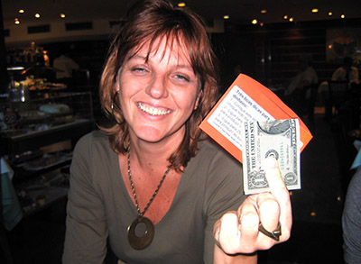 Lana Dunaev e o dólar do Nhoque